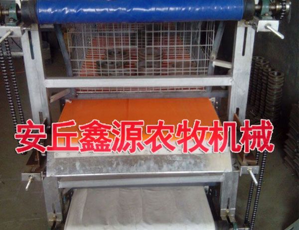 三層雞糞專(zhuān)用輸送帶